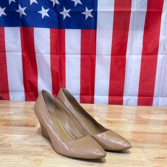 Franco Sarto Shoes - Franco Sarto Tan Wedge Shoes